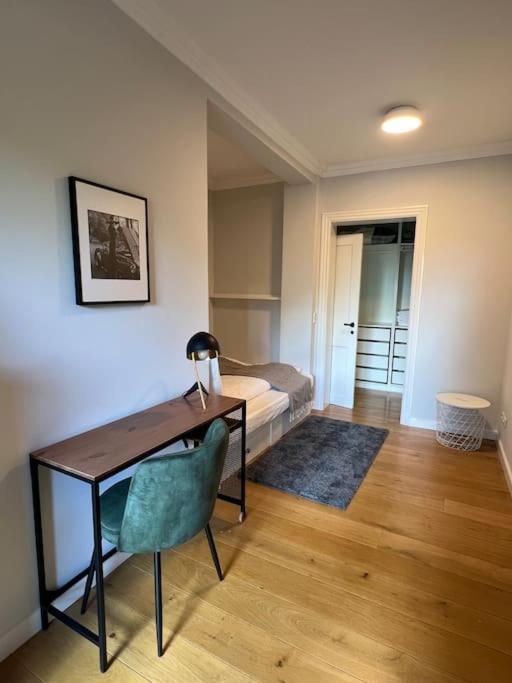 Cozy Apartment In Christianshavn W Two Balconies. Copenhagen Exterior photo